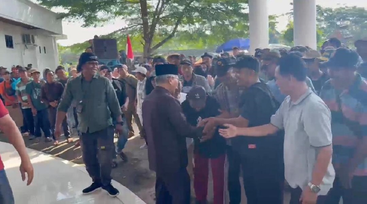 Ratusan Pengrajin Batu Bata Sungai Gelam Kembali Bisa Produksi Usai DPRD Muaro Jambi Sepakati 4 Poin Izin Galian C