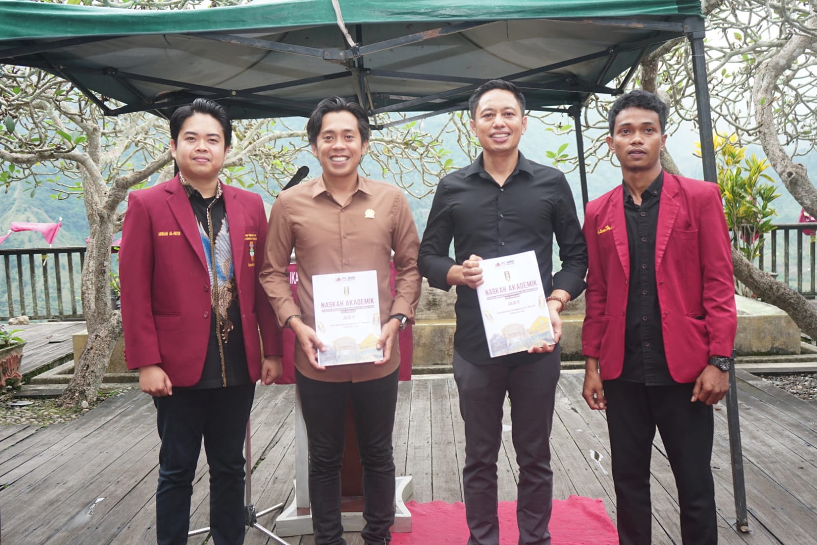 Bupati Enrekang Yusuf Ritangnga Terima Naskah Akademik Peningkatan PAD dari IMM, Harap Jadi Partner Strategis Pembangunan