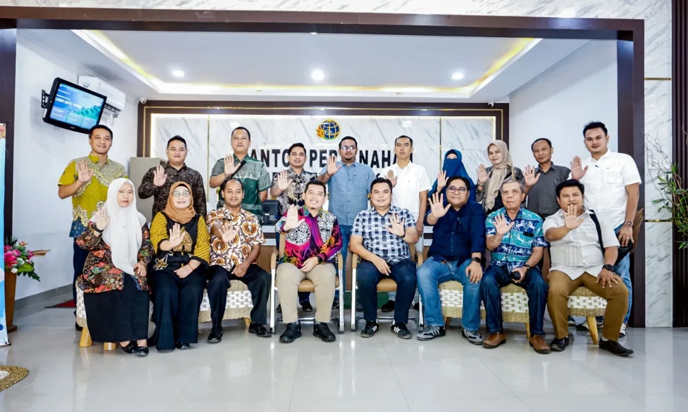PPAT Merangin Sambangi Kepala Kantah Baru, Dorong Digitalisasi Layanan Pertanahan yang Cepat dan Transparan