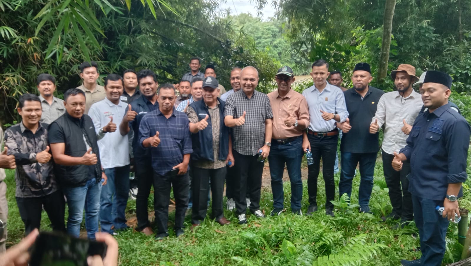 Plt Direktur PDAM Tirta Mountala dan Banleg DPRK Aceh Besar Tinjau Lokasi WTP Seulimuem, Target Layanan 4.000 Sambungan Rumah
