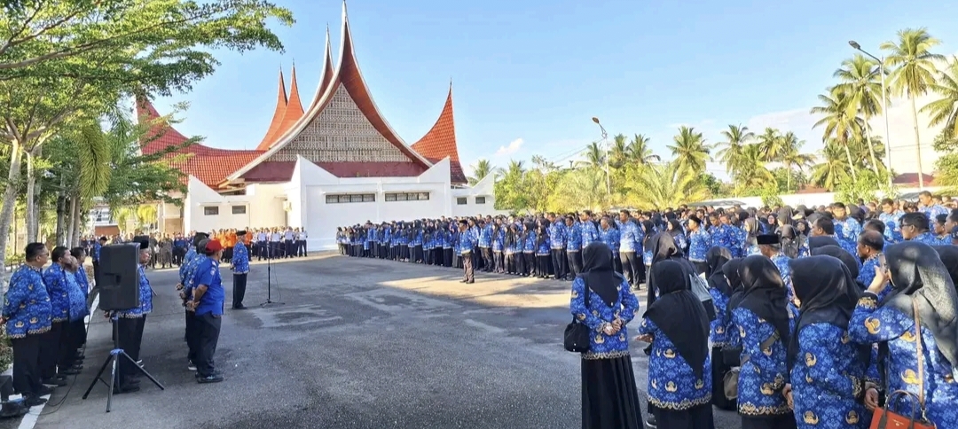 Sekdako Pariaman Afrizal Azhar Pimpin Apel Gabungan HKN, Ingatkan ASN Sukseskan Visi Misi Kepala Daerah