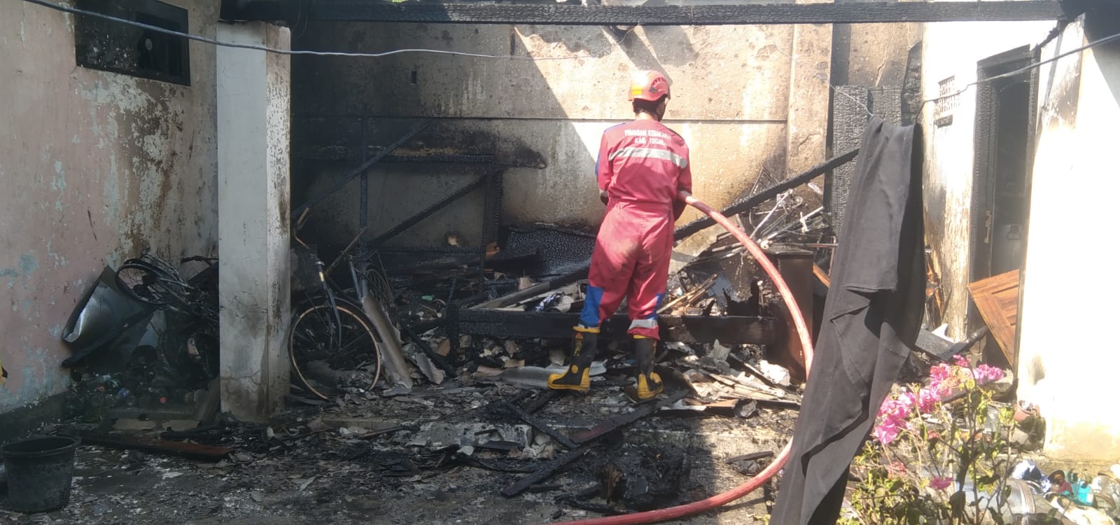 Bocah Main Korek Api di Tegal, Gudang Rumah di Dukuhturi Ludes Terbakar, Kerugian Capai Ratusan Juta