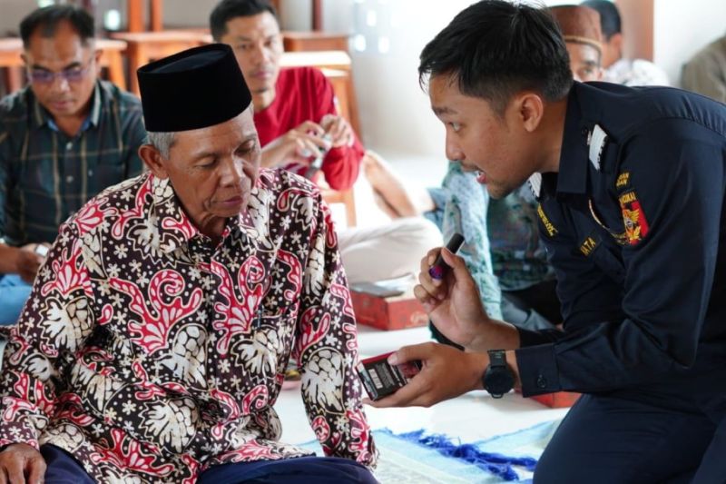Pemkab Jepara Sosialisasi Gempur Rokok Ilegal Sampai Desa Tempur Keling, Warga Diminta Waspadai Tawaran Sales