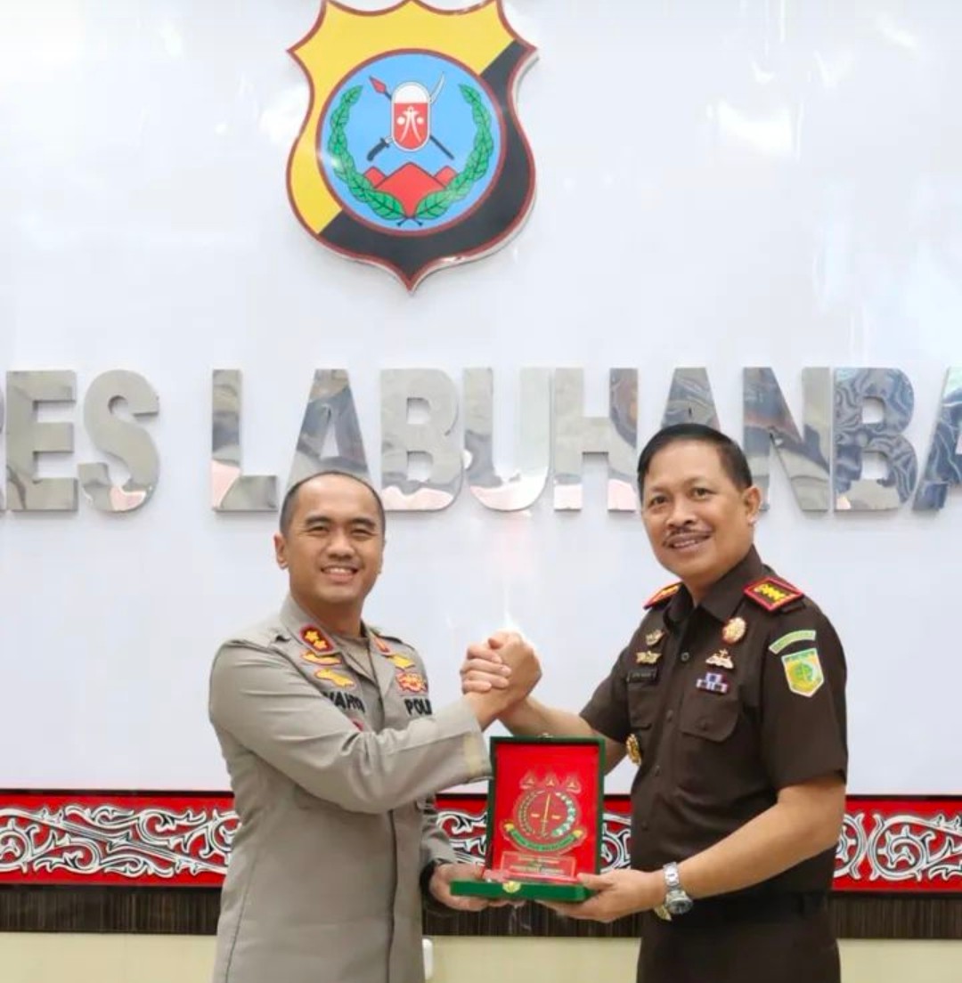 Kepala Kejaksaan Negeri Labuhanbatu Sambangi Polres Labuhanbatu, Perkuat Sinergi Penegakan Hukum