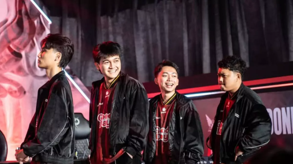 MPL ID S17 Hari Ini: Alter Ego vs RRQ Hoshi Perebutkan Tiket Playoff di Pekan Penentuan