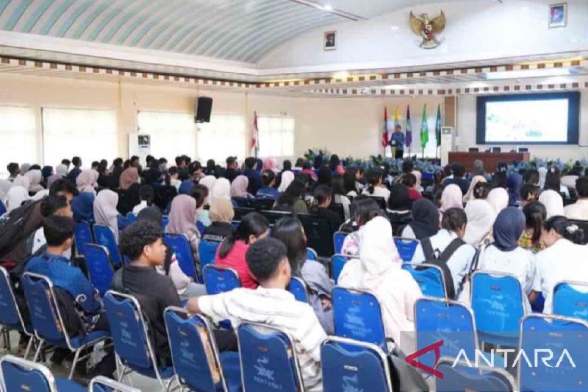 Unpatti Ambon Ajak Mahasiswa Perluas Pilihan Karier di Luar ASN, Sektor Swasta dan Industri Jadi Alternatif