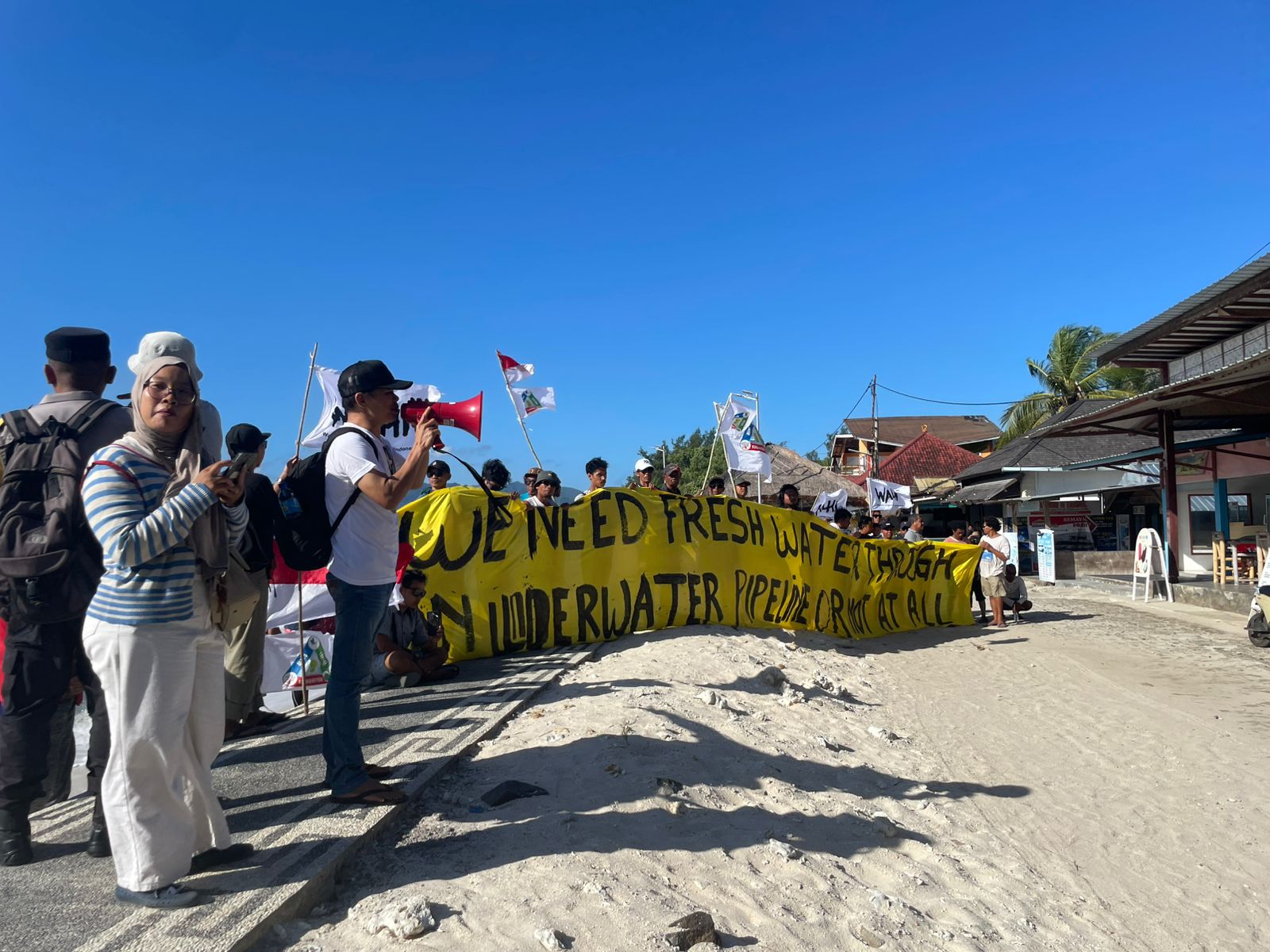 Krisis Air Bersih di Gili Meno NTB Telan Biaya Rp 3 Juta per Keluarga per Bulan, 267 KK Terdampak
