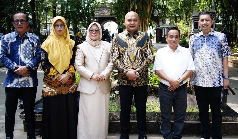Bupati Tebo Agus Rubiyanto Hadiri Pelantikan DPP PABPDSI dan Retret Nasional BPD di Purwakarta, Tekankan Penguatan Fungsi Pengawasan Desa