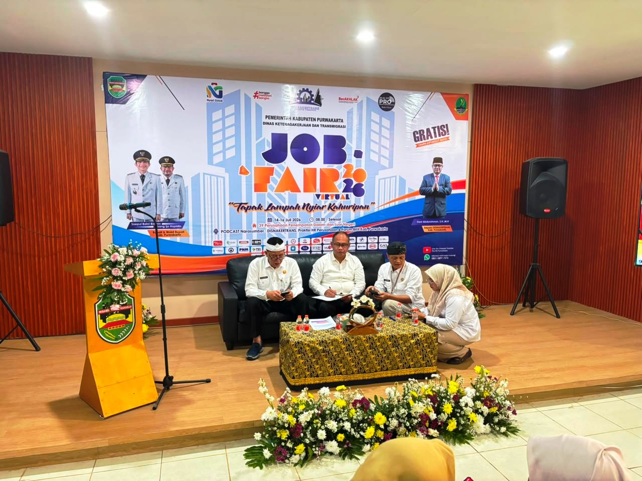 Pemkab Purwakarta Gelar Job Fair Online Perdana via Aplikasi Nyari Gawe, 1.079 Lowongan Tersedia