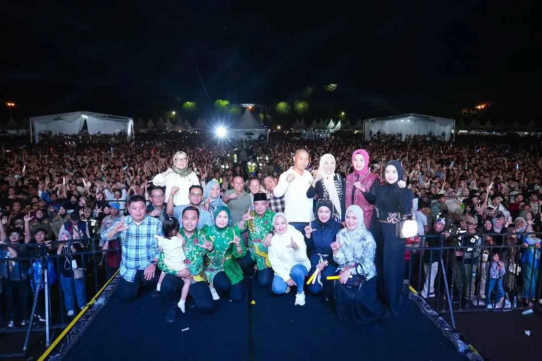 Malam Puncak HUT ke-157 Lahat: Virgoun dan NDX A.K.A Hibur Ribuan Warga, Bupati Tutup Festival UMKM