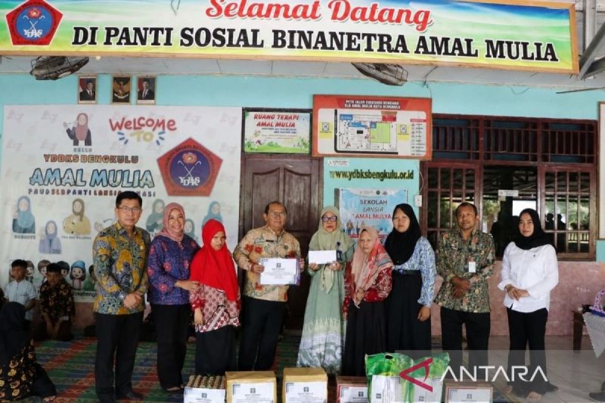 Kanwil Kemenkum Bengkulu Salurkan Bantuan ke Panti Binanetra Amal Mulia, 30 Penyandang Disabilitas Netra Terbantu