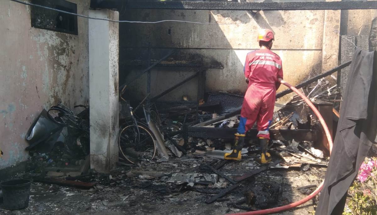 Kebakaran Gudang di Tegal Dipicu Anak Main Korek Api, Kerugian Capai Ratusan Juta