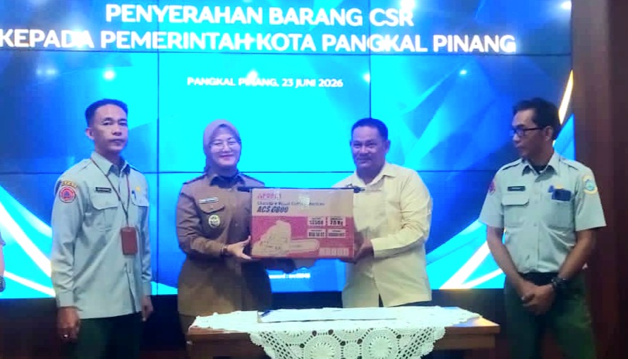 CSR Perdana, CV Menumbing Mitra Sukses Serahkan Dua Mesin Senso ke BPBD Pangkalpinang untuk Atasi Pohon Tumbang