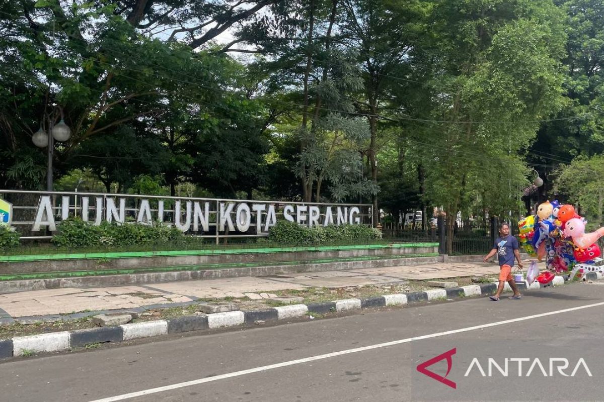 Prakirawan BMKG Sebut Hujan Ringan Guyur Serang Jumat Ini, Mayoritas Kota Besar Berawan