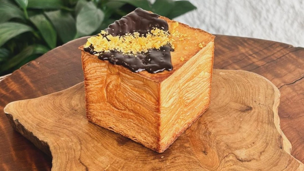 Bakery Hidden Gem di Tangerang dengan Roti Tisu yang Viral