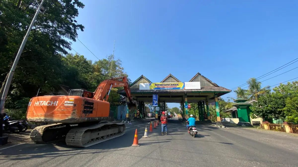 TPR Parangtritis Lama di Jalan Nasional Bantul Dibongkar Satker PJN, Bangunan Tak Sesuai Peruntukan Jalan