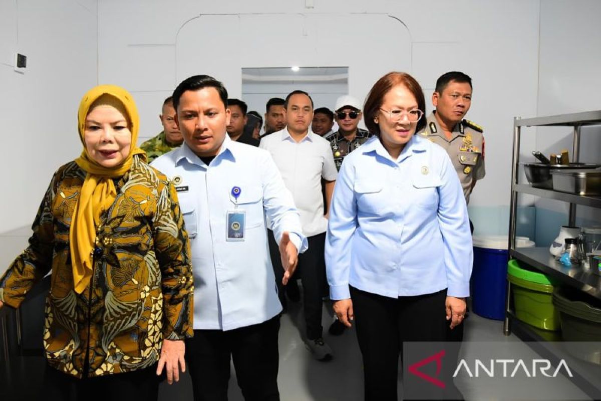 Wagub Gorontalo Idah Syahidah Minta Evaluasi MBG Terus Jalan di Daerah 3T
