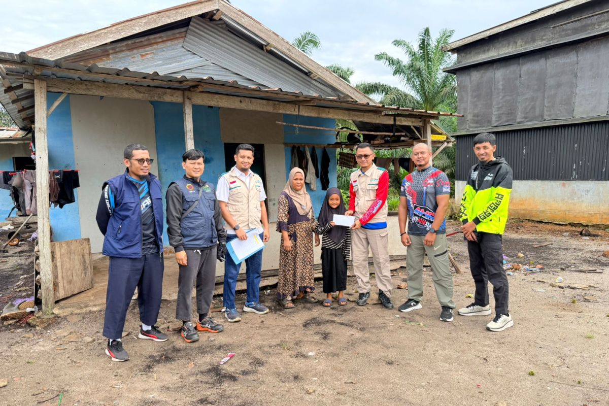 Komunitas Motor PLN Babel Salurkan Bantuan ke Masjid dan Dhuafa di Sungai Selan, Ada Sodaqoh Jariyah dari Pegawai