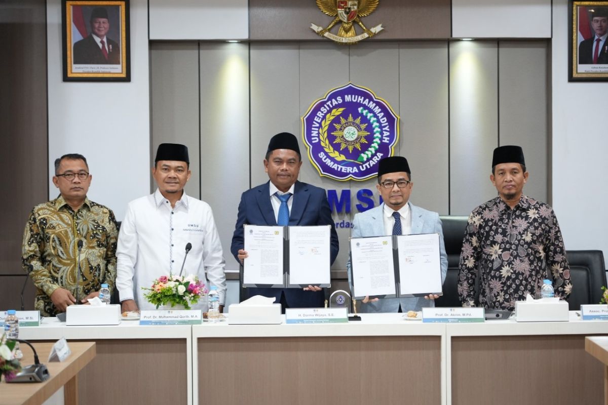 UMSU dan Pemkab Sergai Teken MoU Tridharma, Bupati Alumni yang Baru Raih Gelar Sarjana Siap Fasilitasi Pengabdian Dosen