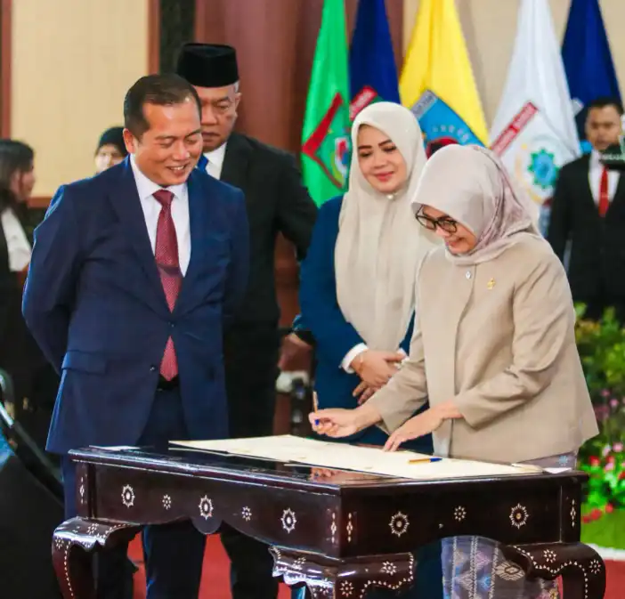 Utang RSUD Lunas dan BPP Dihapus, BPK Beri Apresiasi Langsung ke Gubernur NTB Iqbal di Rapat Paripurna