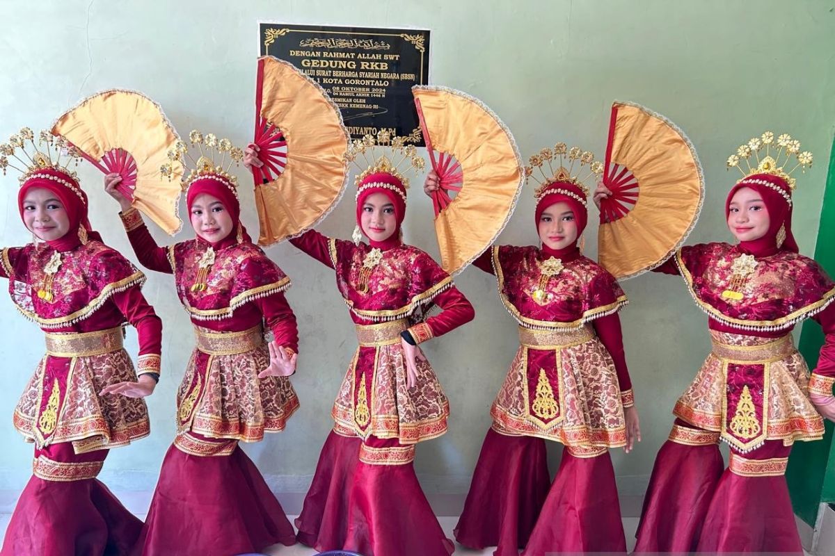 Sanggar Pajongge Padukan Empat Tarian Tradisional Gorontalo dalam Satu Pertunjukan, Sasar Generasi Muda