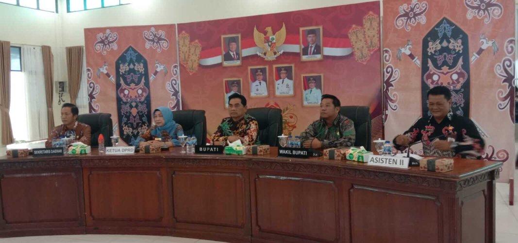 Bupati Barito Utara Shalahuddin Minta Warga Dukung Pengadaan Tanah untuk Pelebaran Lima Ruas Jalan di Muara Teweh