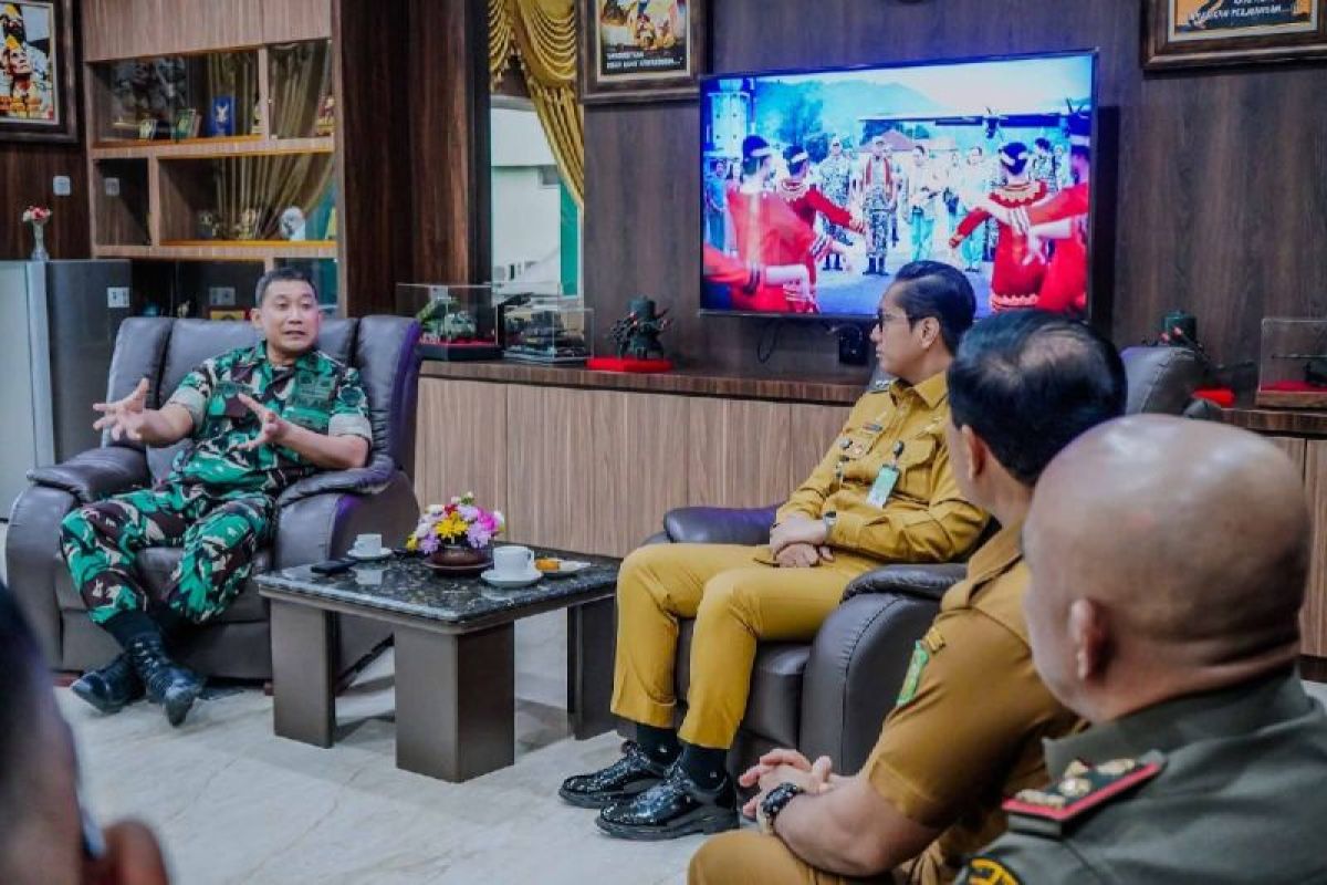 Wali Kota Medan dan Pangdam I/BB Perkuat Sinergi Tiga Program Strategis: MBG, Sekolah Rakyat, hingga PSEL