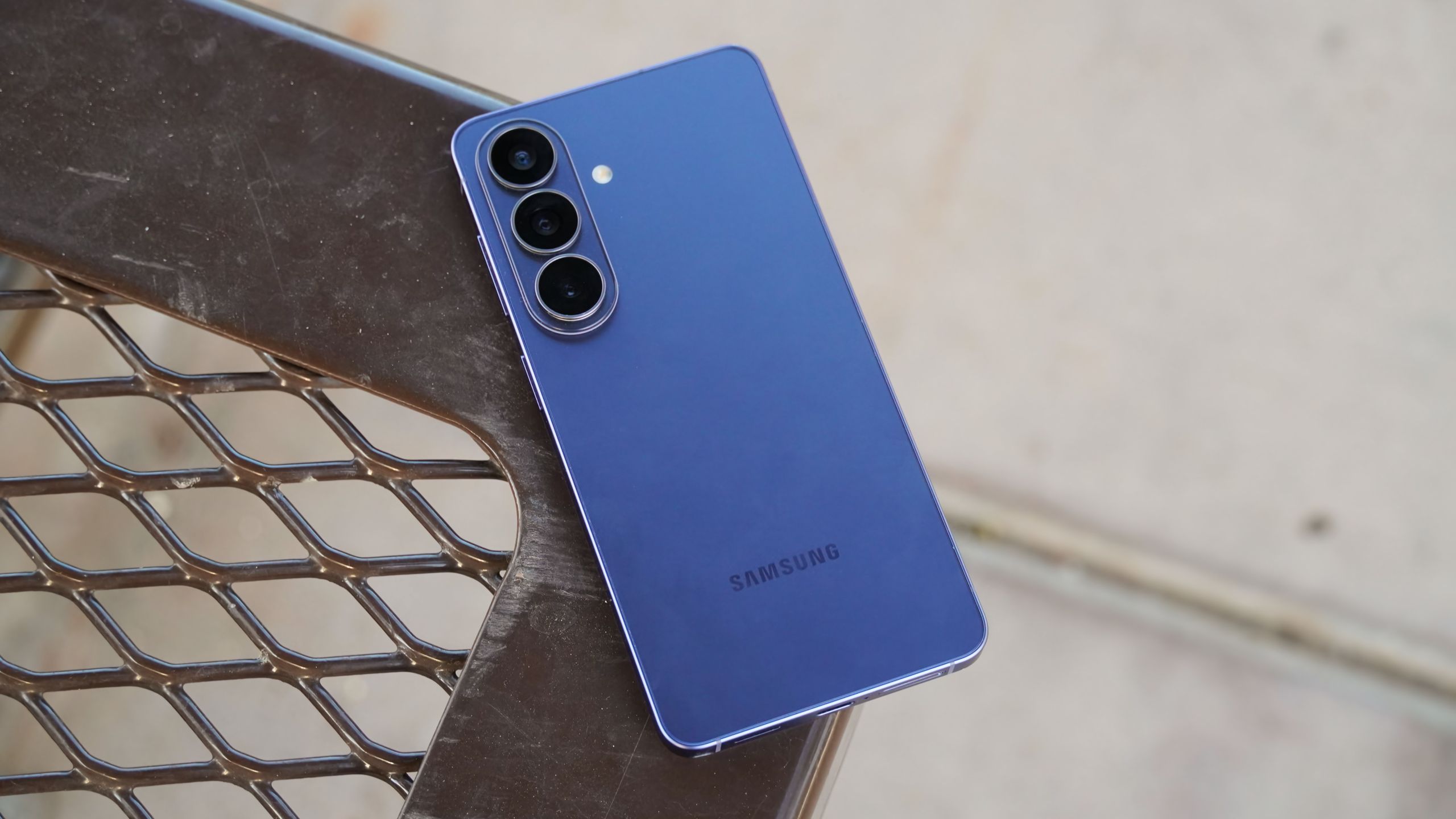 Samsung Rilis One UI 9 Beta 2 untuk Galaxy S26 di Inggris, Fokus Perbaikan Bug dan Patch Keamanan Juni 2026