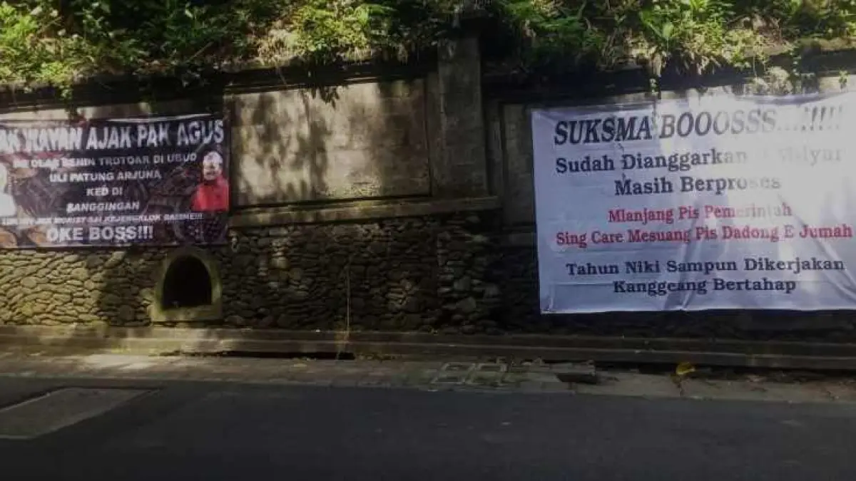 Bupati Gianyar Buka Suara soal Spanduk Kritik Proyek Trotoar Campuhan Ubud: Pemimpin Harus Siap Dibully