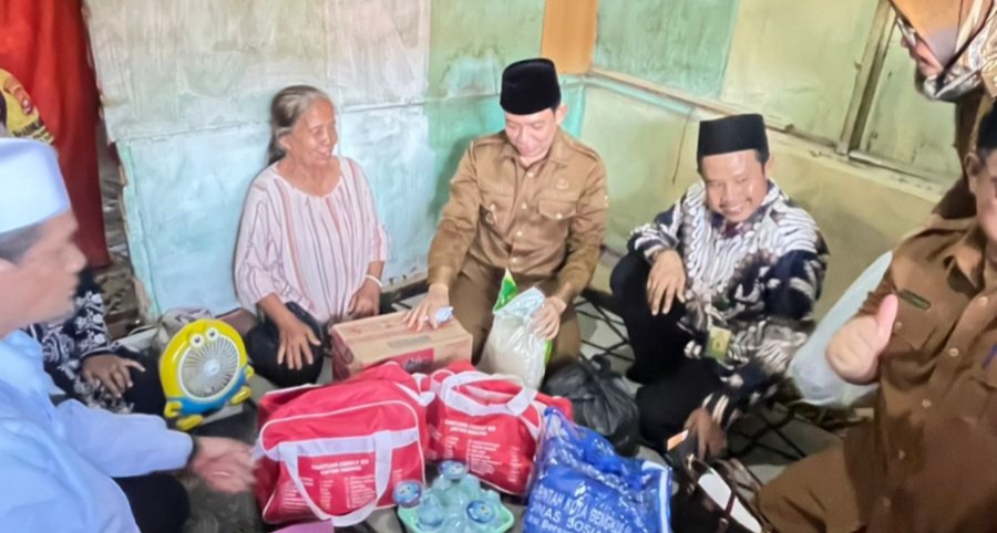 Wali Kota Bengkulu Dedy Wahyudi Datangi Rumah Mbah Tukiyem, Minta Maaf Langsung Usai KK Dicatut Oknum Lurah