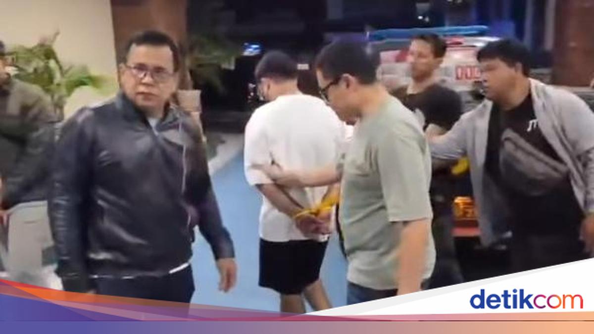 WN Singapura Bunuh Kekasih di Denpasar, Jasad Terkubur Tumpukan Boneka di Kos hingga Membusuk