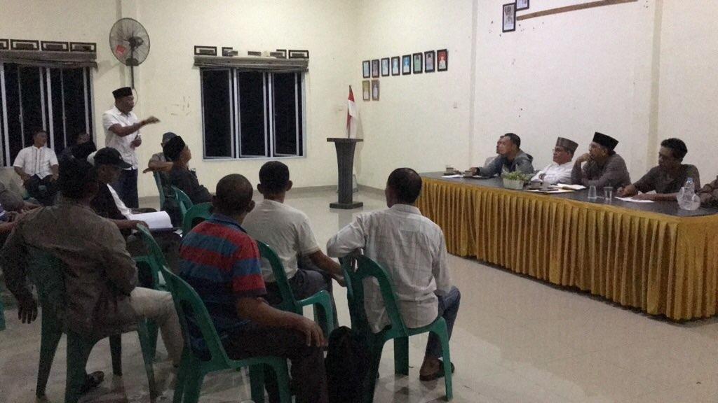 Rapat RT/RW Kelurahan Melayu Kota Piring, Aspirasi Penolakan Perampingan Diserahkan ke Camat Tanjungpinang Timur