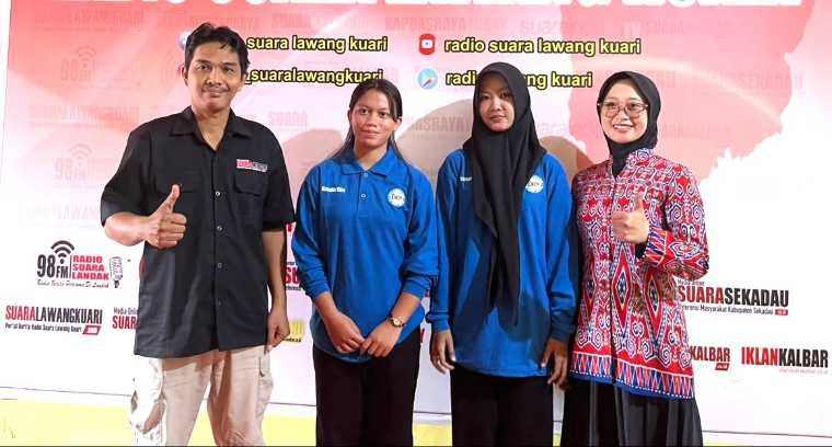 SMKN 1 Sekadau Kembali Kirim Siswa Magang ke Suara Lawang Kuari, Dua Siswi DKV Asah Kemampuan Jurnalistik Selama Enam Bulan