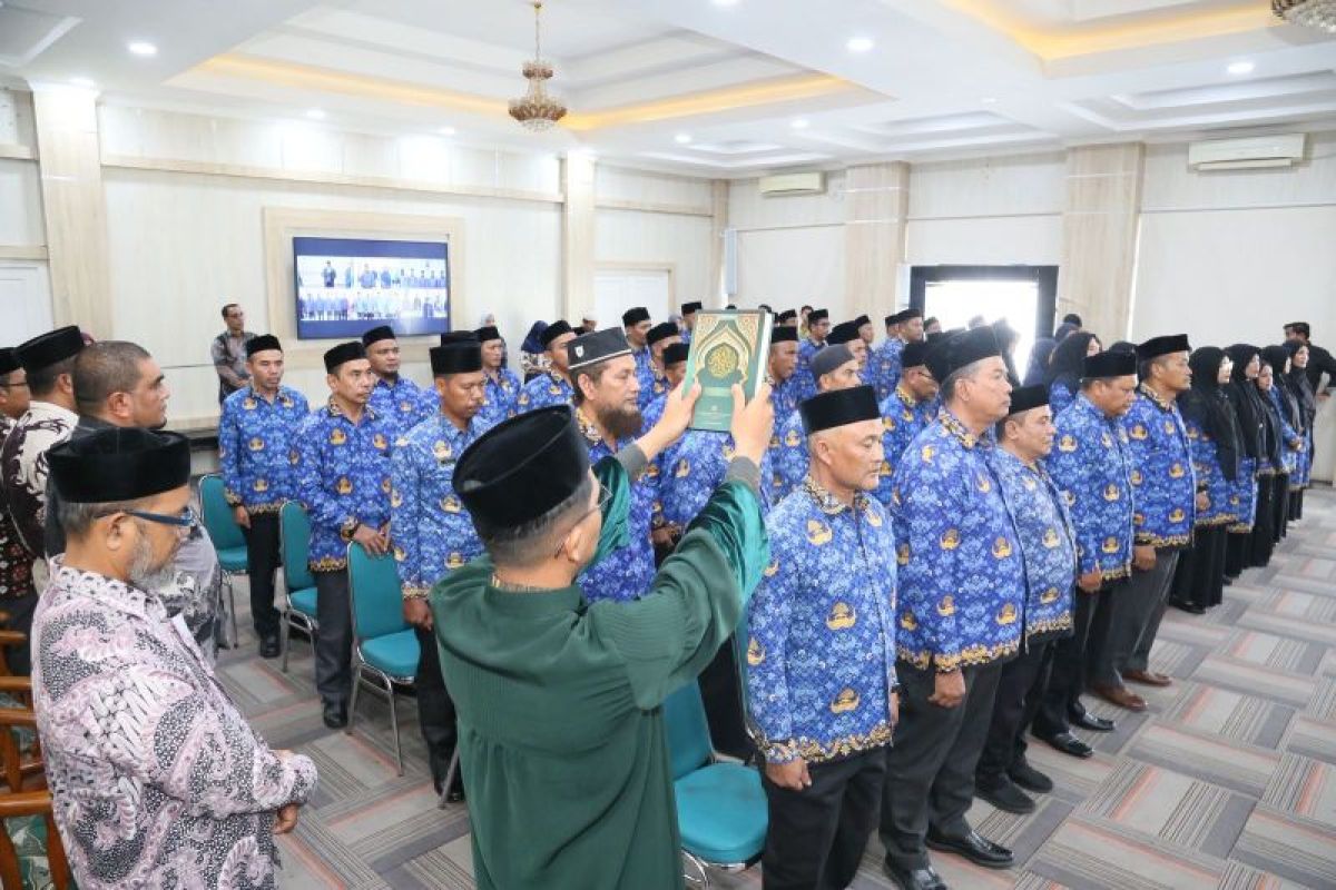 19 Kepala KUA Dilantik di Aceh Besar, Peran Diperluas dari Pencatatan Nikah hingga Pusat Layanan Keagamaan