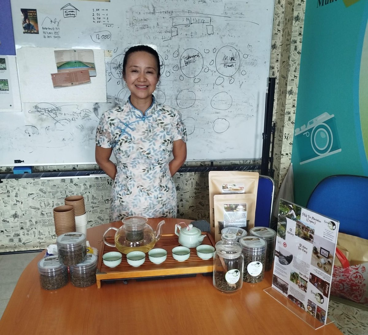 Teh Tayu dari Jebus Tembus Pameran di Paris, Sugia Kam Khawatir Petani Makin Beralih ke Sawit