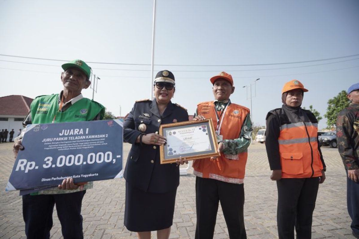Pemkab Gunungkidul Beri Penghargaan ke Juru Parkir hingga Pelajar Pelopor Keselamatan di Harhubnas 2026