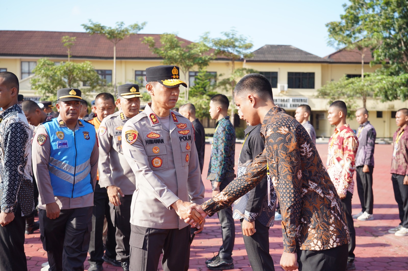 Kapolda Sultra Lepas 84 Casis Bintara dan Tamtama Polri, 72 di Antaranya Calon Polisi Laki-Laki