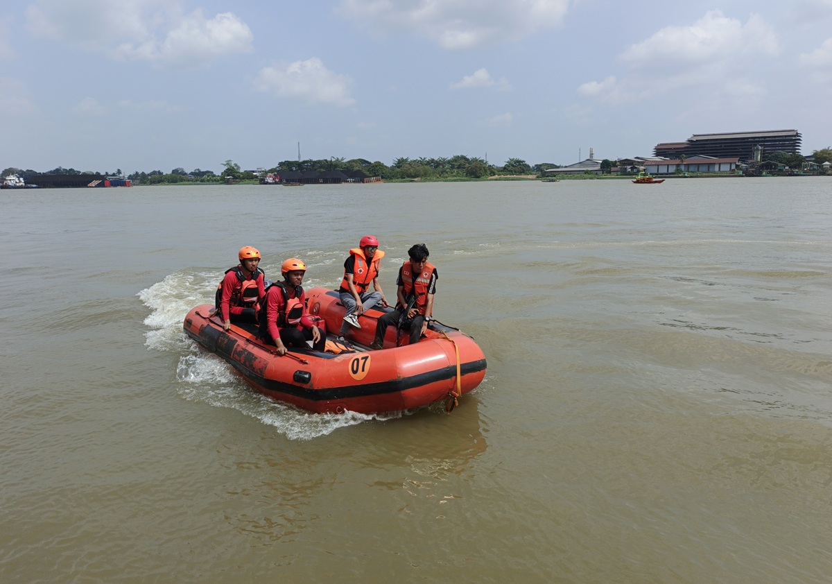 Perahu Ditabrak Speedboat di Sungai Musi, Pria 37 Tahun Asal Gandus Palembang Hilang Tenggelam