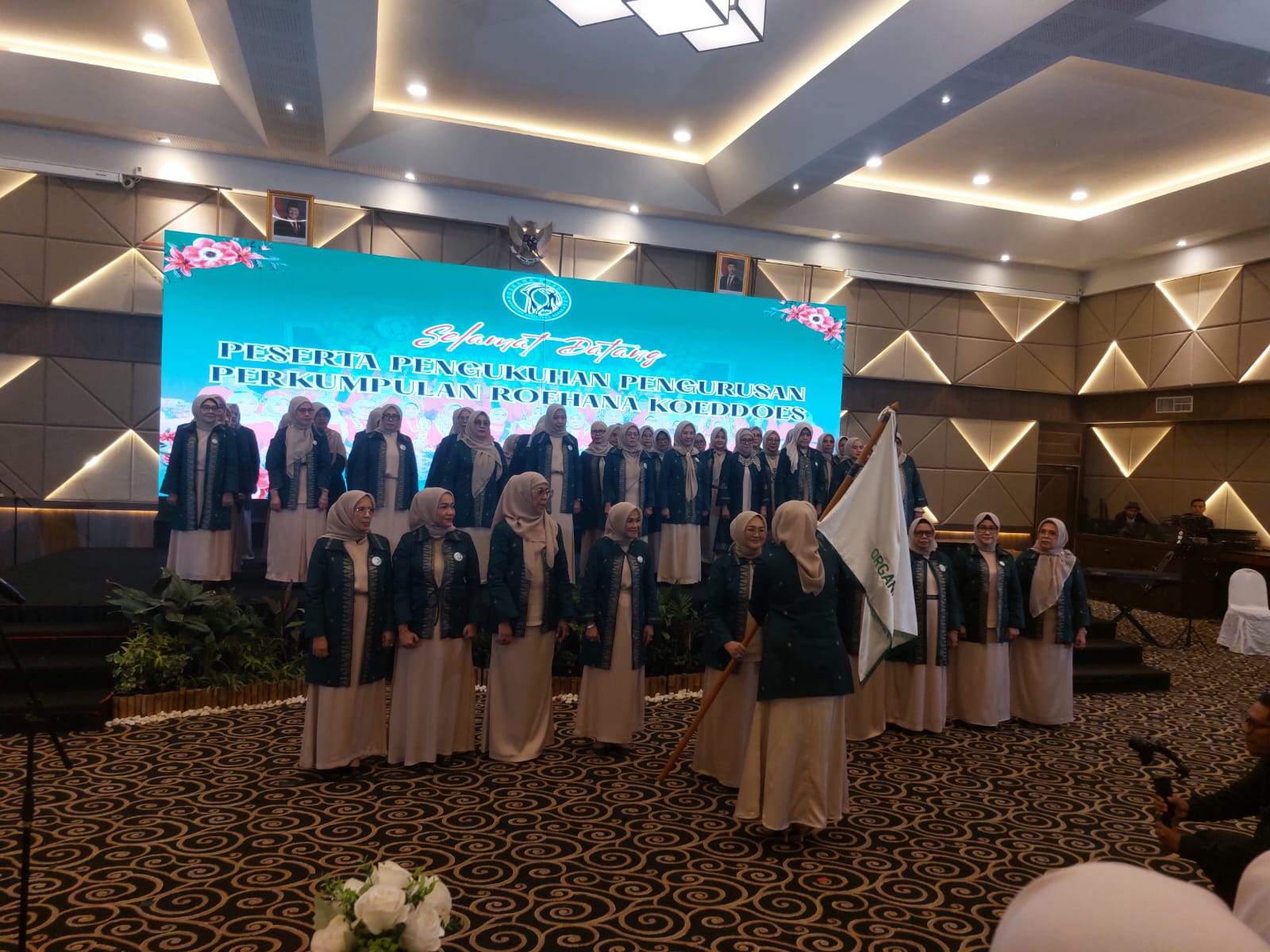 Perempuan Minang Hadapi Tiga Tantangan Berat di Era Digital, Pengurus Perkumpulan Roehana Koeddoes Dikukuhkan