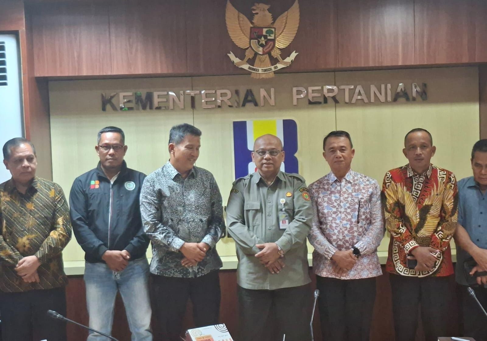 Pemkab Bangka dan Apkasindo Babel Audiensi ke Kementan Bahas Hak Plasma 20% untuk 8 Desa, Target Realisasi 2028