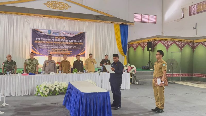 Camat Siantan Syamsir Lantik 29 Anggota BPD di Lima Desa, Bupati Anambas Titip Pesan Jaga Kekompakan