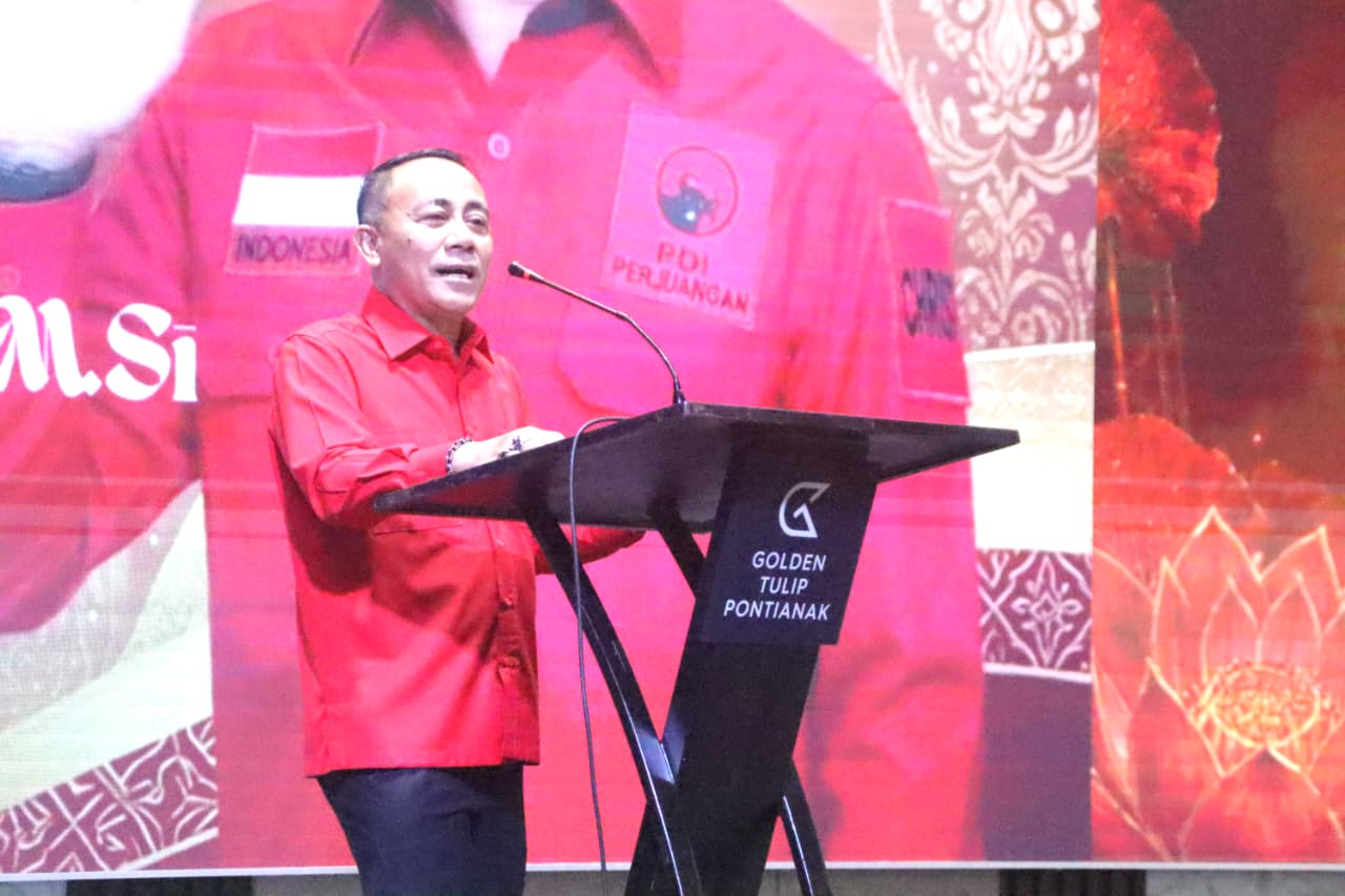 Wagub Kalbar Krisantus Kurniawan Buka Fatmawati Trophy 2026, Desainer Diminta Angkat Motif dan Ukiran Khas Kalimantan