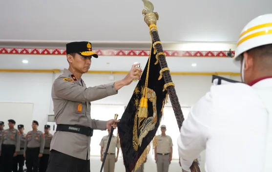 Kapolda Sultra Brigjen Himawan Pimpin Upacara Pemuliaan Pataka Jelang Hari Bhayangkara ke-80, Ini Makna Filosofisnya