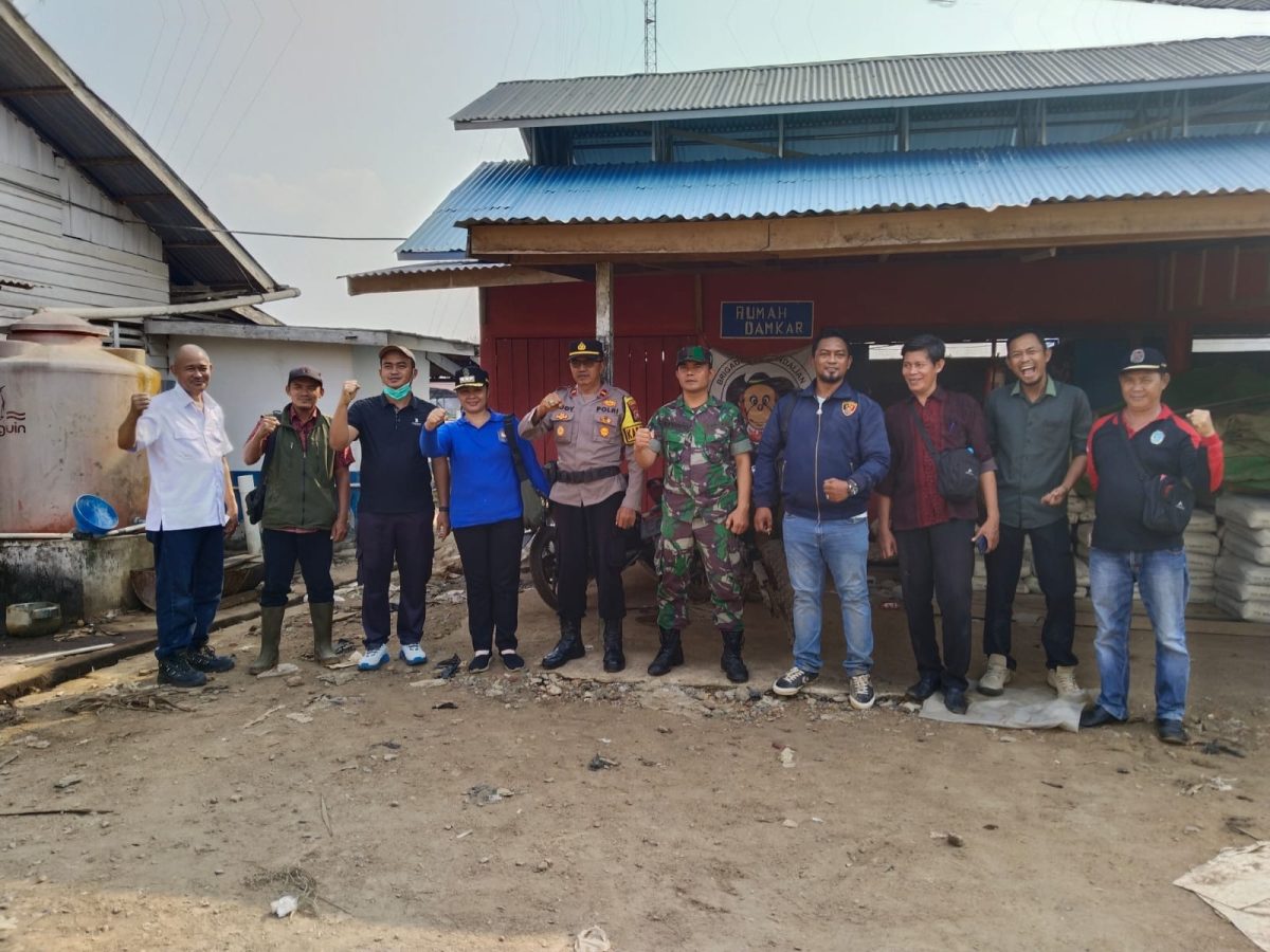 Forkopimcam Sebangki dan Dua Perusahaan Sawit Cek Kesiapan Damkar Antisipasi Karhutla di Landak