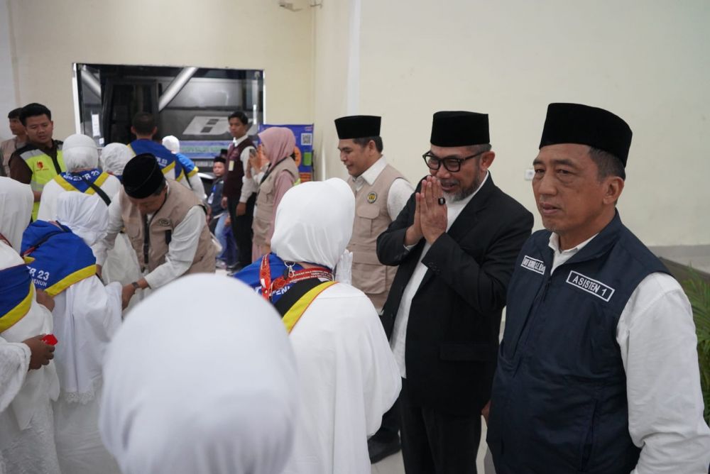 445 Jemaah Haji Jambi Kloter 23 Dilepas Sekda Sudirman, Langsung Menuju Makkah Tanpa Mampir Madinah