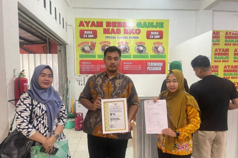 Bapenda Palangka Raya Datangi Langsung Pelaku Usaha, Sampaikan Maklumat Pajak Daerah Targetkan PAD Rp275 Miliar