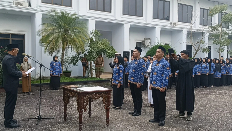 Bupati Sarolangun Hurmin Lantik 188 PNS Formasi 2024, Didominasi Tenaga Teknis dan Kesehatan