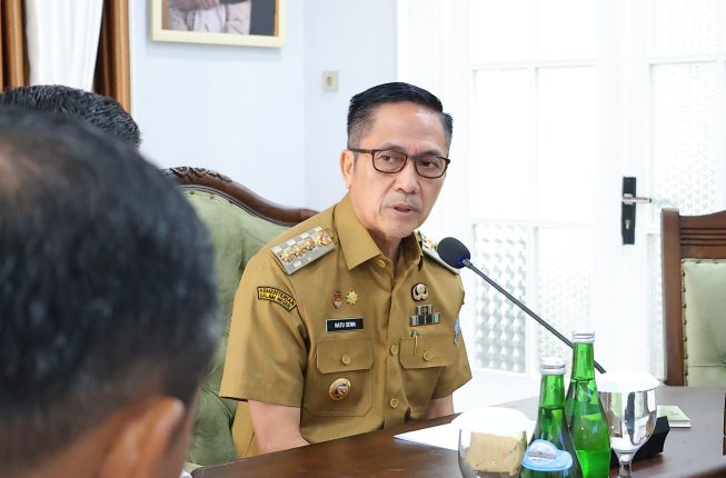 Wali Kota Palembang Ratu Dewa dan PLN Bahas Pemasangan Jaringan Listrik Baru di Puluhan Kawasan Permukiman