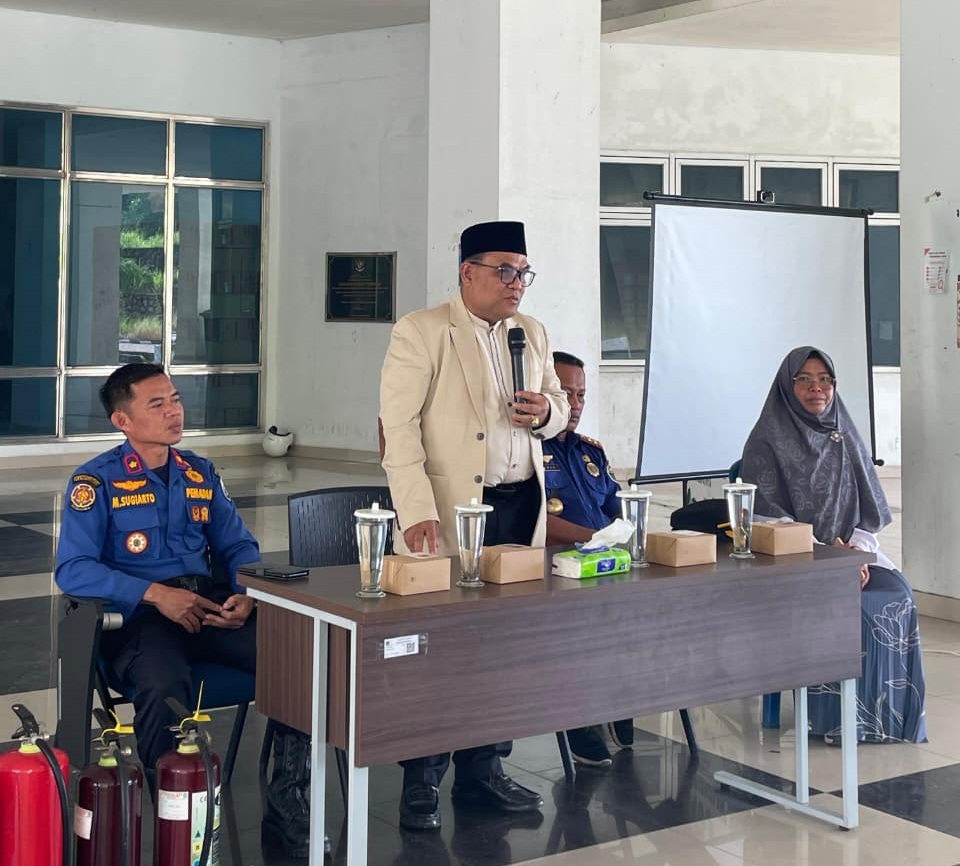 UIN STS Jambi Gelar Simulasi Kebakaran Bersama Damkar Muaro Jambi, Sivitas Akademika Berlatih Padamkan Api Pakai APAR