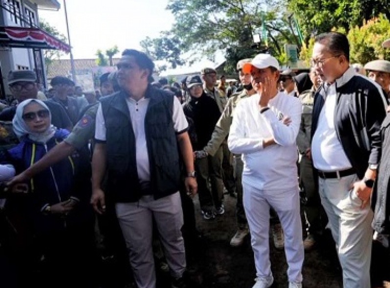 Pemprov Jabar Wajibkan Pelajar SMA dan SMK Memungut Sampah, Subsidi Sekolah Kini Bersyarat Pengelolaan Limbah